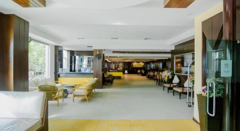 Sarita Chalet & Spa Hotel - Sha Extra Plus Jomtien Beach Exteriör bild